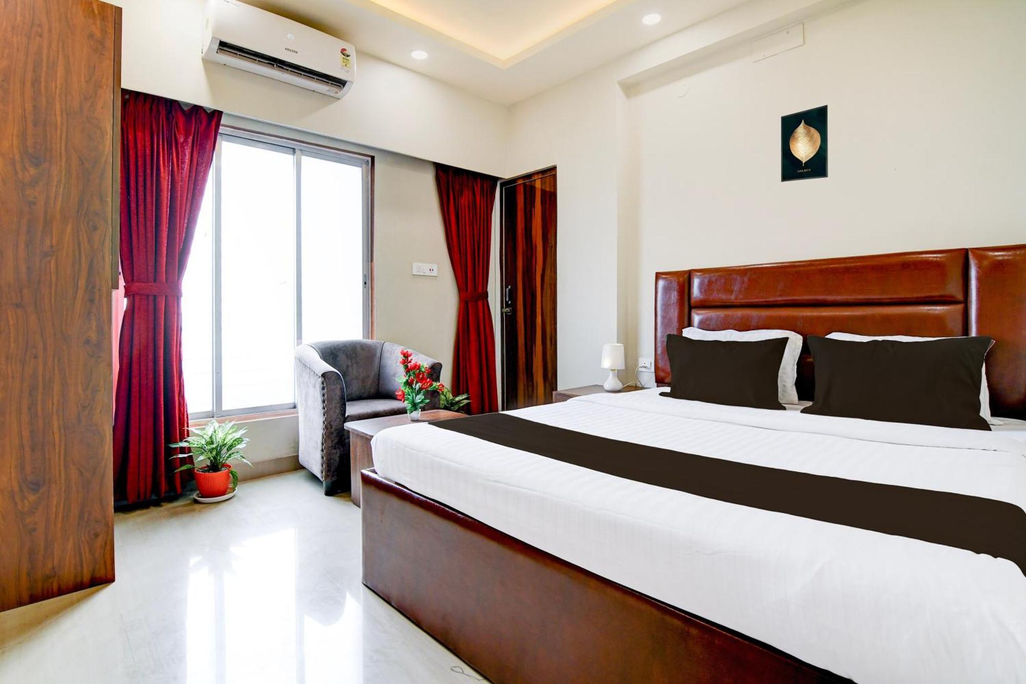 Super Townhouse Kaikhali Near Airport Kolkata Exterior photo